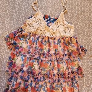 Rue 21 medium lacy floral blouse